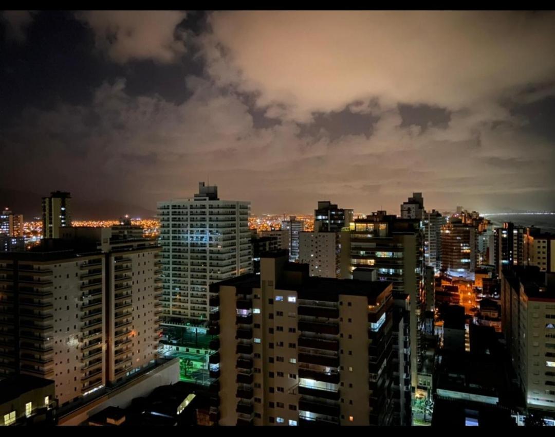 Lindo Apartamento Pe Na Areia Praia Grande  Luaran gambar